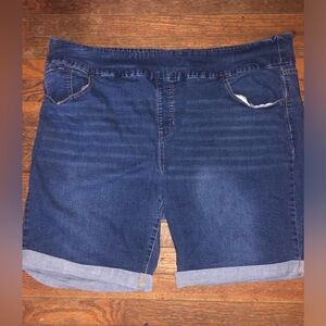 Terra & Sky Blue Jean Pull On Shorts with Cuffed Hem
